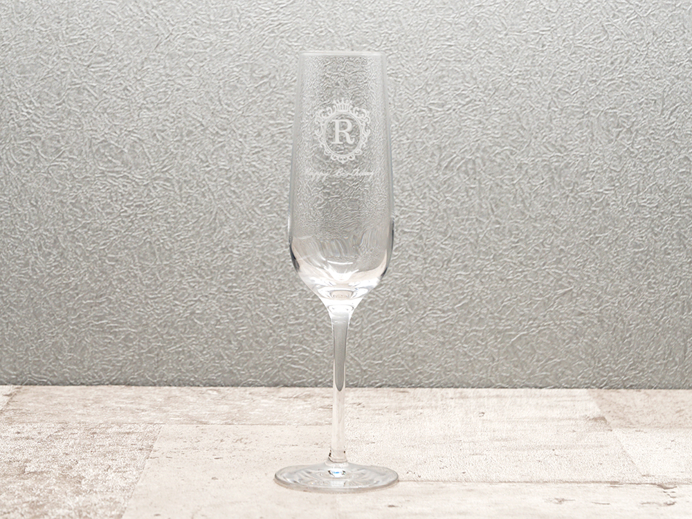 シャンパングラス